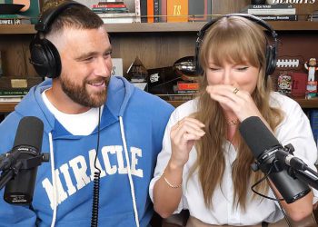 Travis Kelce projurio je zbog ‘Cringe’ PDA s Taylor Swift dok se pjevačica otvara o njihovoj ljubavnoj priči, tatinoj bolesti i erama turneja u emocionalnom debiju na dečkom podcastu