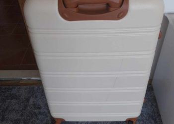 Traži se vlasnik kufera s dječjom robicom, pronađen na cesti pored Slanoga