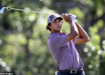 Trener Charlieja Woodsa otkriva dramatičnu promjenu tijela tinejdžera u ponudi za slijeđenje Tigrovih stopa