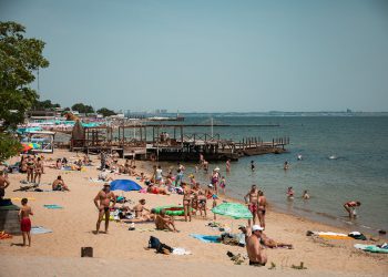 Tri ukrajinske plaže ubijene morskim rudnicima u odmaralištu Crnog mora nakon što su ignorirali upozorenja