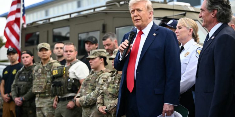 Trump Touts percipirao pobjede, hvaleći “zdrave, privlačne ljude” na DC Federal Patrol Photo Op