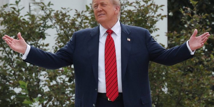 Trump ažuriranja uživo: Predsjednik kaže da Texas ima “pravo na još pet mjesta” kao Dems spreman za “borbu za noževe”