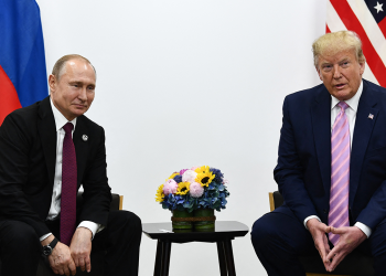 Trump daje Putinu rok kao ukrajinski mirovni pregovori i napetosti tkalačka tkalačka