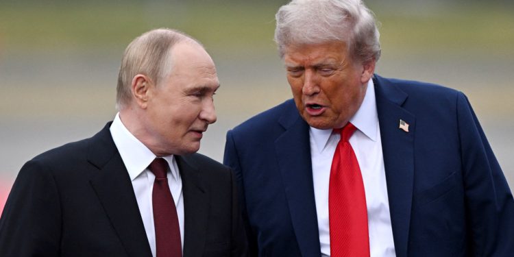 Trump planira izvršnu naredbu za zabranu glasovanja za poštu nakon Putina savjeta