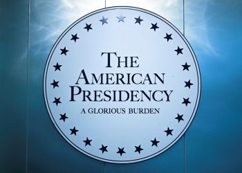 Trumpov prikaz imperijata vratio se u Smithsonian – ali s nekim značajnim promjenama