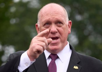 Trumpova granica Czar reagira nakon što Indy 500 track boss zahtjeva završava do naziva ‘Speedway slammer’ za novi migrantski pritvorski centar