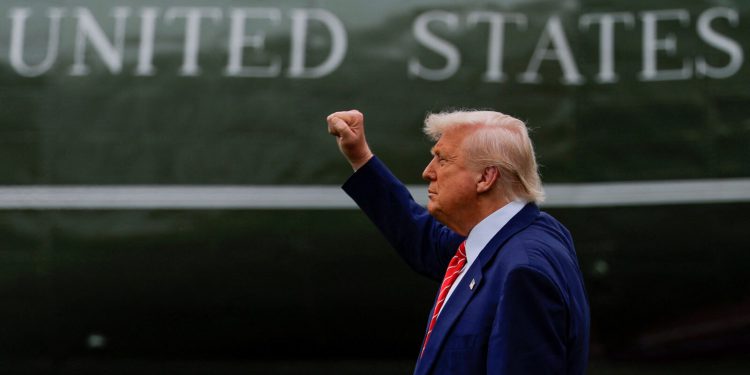 Trumpove carine stupile na snagu!