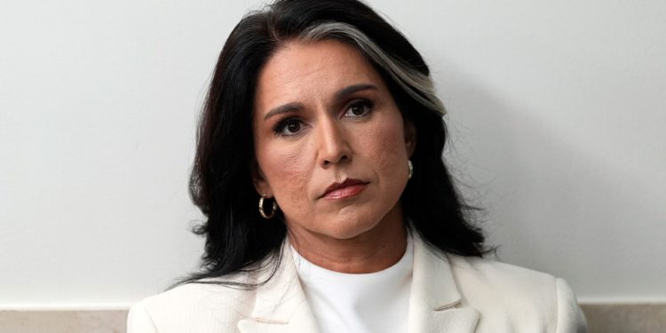 Tulsi Gabbard uklanja sigurnosna odobrenja od 37 obavještajnih službenika