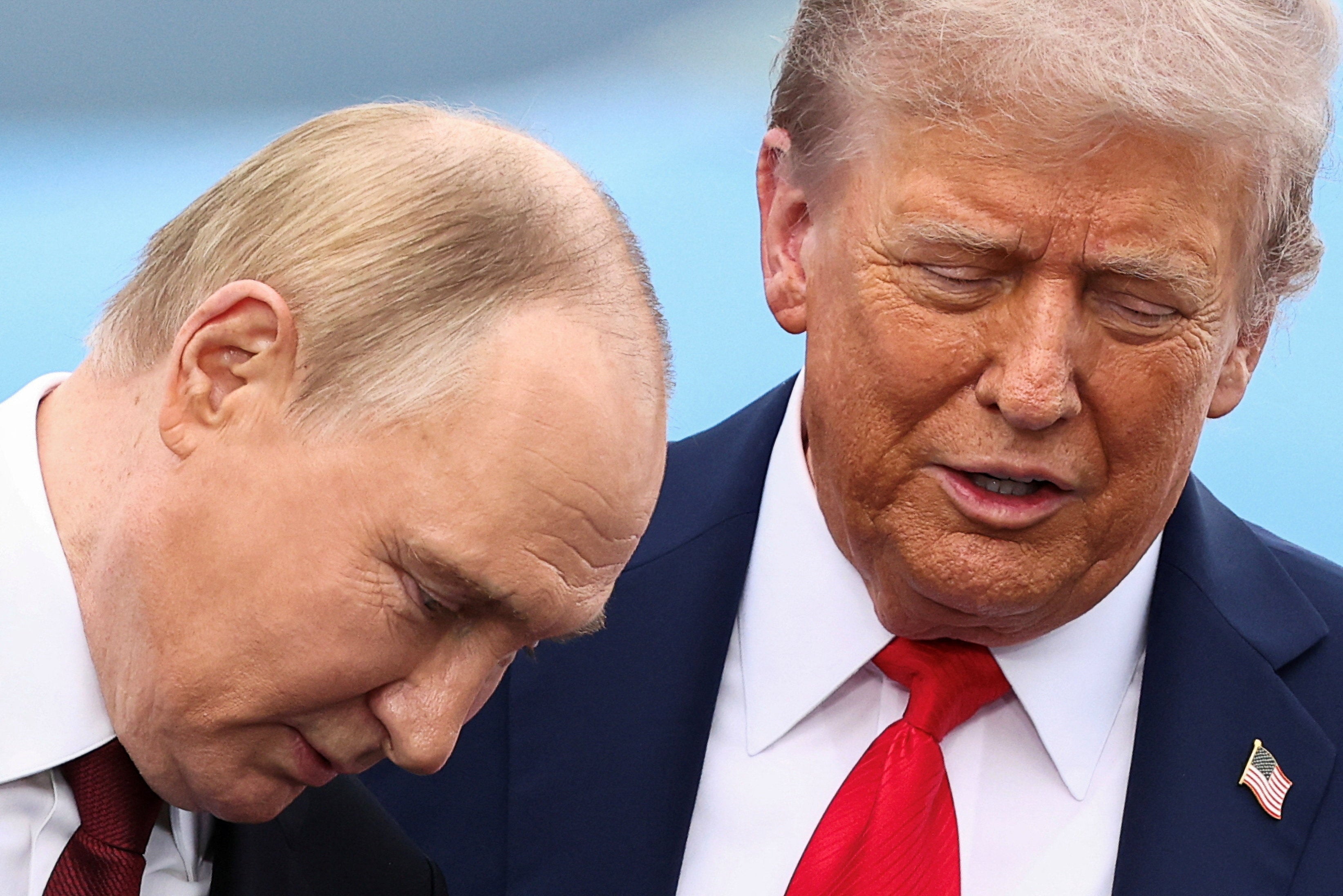 Ruski predsjednik Vladimir Putin pomirio je ego predsjednika Donalda Trumpa nakon što je odjeknuo njegovu tvrdnju da ako je republikanac pobijedila na predsjedničkim izborima 2020. godine, u Ukrajini neće biti rata.