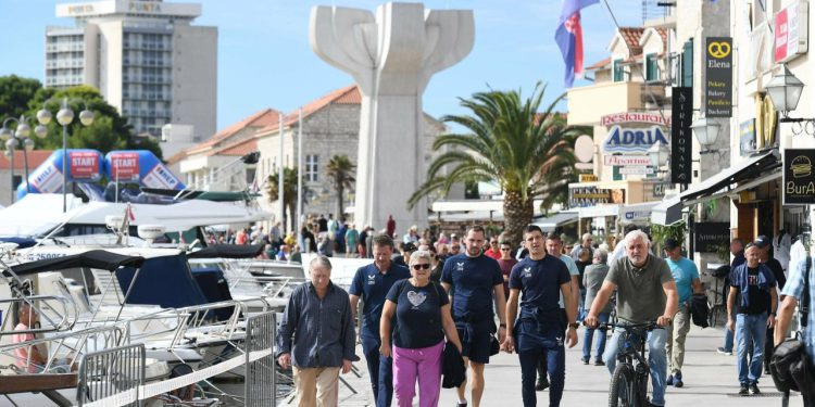 U Vodicama nemoguće naći slobodan apartman: ‘Prijavljujte goste, ne radite na crno!’