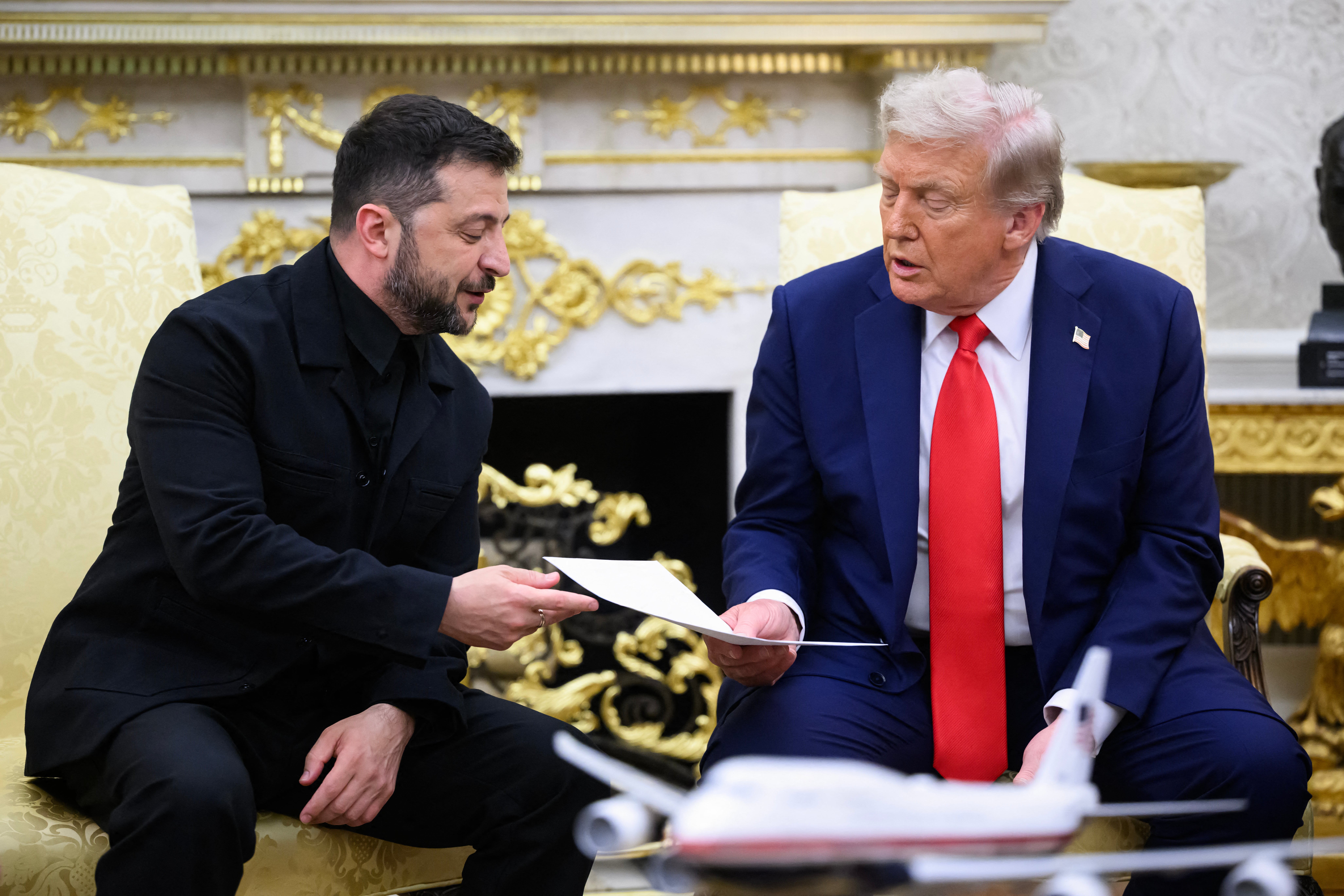 Tim Donalda Trumpa rekao je novinarima nakon samita na Aljasci da će Rusija biti otvorena za SAD i Europu, pružajući jamstva za obranu Kijevu