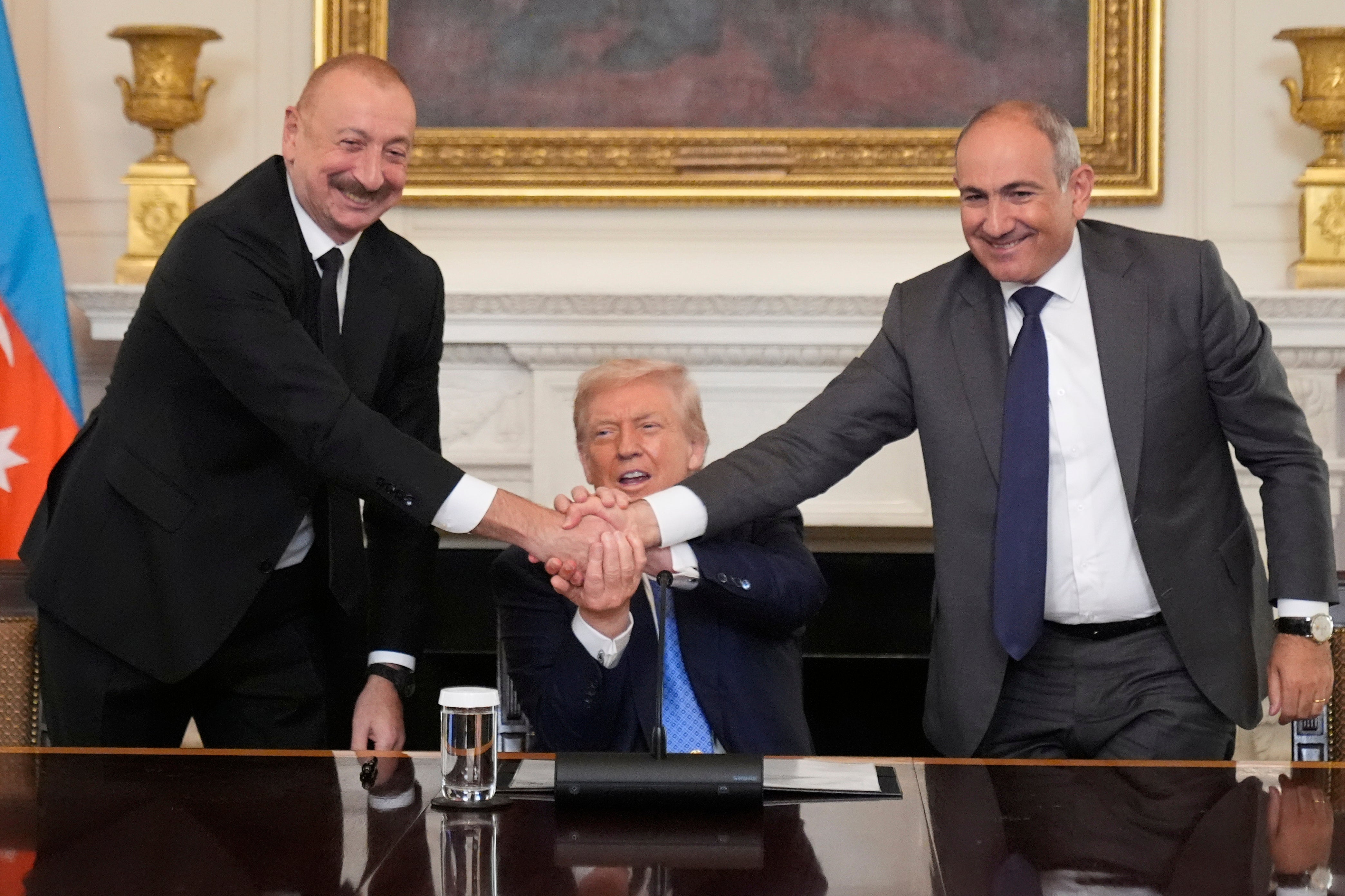 Trump se naginje u napore da osvoji Nobelovu nagradu za mir u svom drugom mandatu, a Azerbejdžan i Armenija neki su od njegovih najnovijih saučesnika