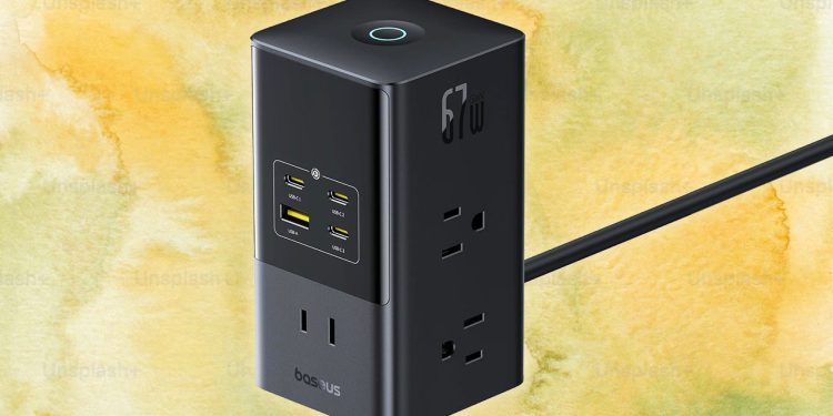 Uštedite 40% popusta za punjenje baseusa 10-u-1 s USB priključcima i izmjeničnim mjestima