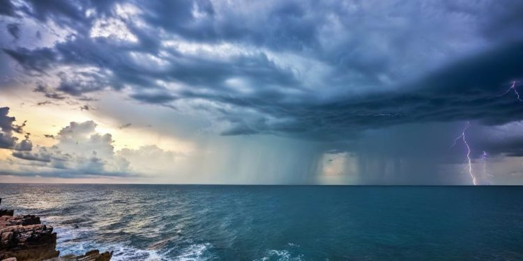 Večeras velika promjena vremena – DHMZ objavio posebno upozorenje