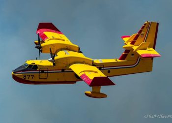 Veći požar buknuo u Dalmaciji. Puno vatrogasaca je na terenu, pomažu im dva kanadera