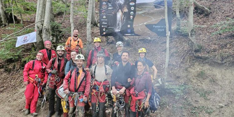 Velika Međunarodna speleoronilačka ekspedicija održava se u jami Punar u Luci kod Gračaca, evo koji su ciljevi