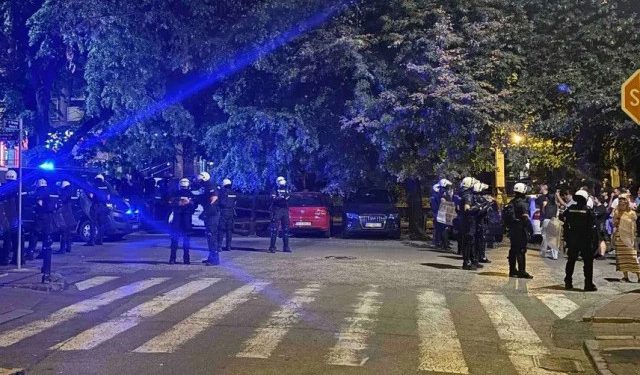 Više ozlijeđenih u napadu Vučićevih pristaša na studente i građane