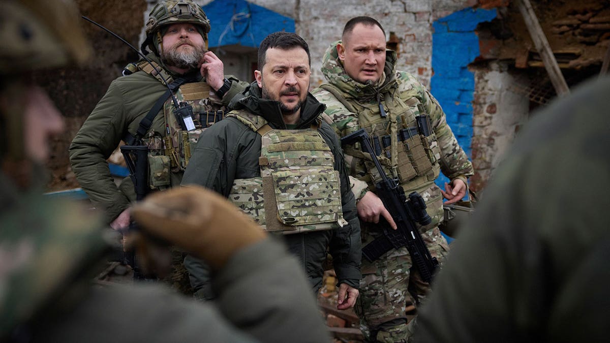 Volodymyr Zelenskyy s trupama