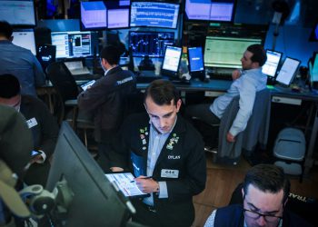 Wall Street u uzletu pred smanjenje kamatnih stopa: Apple i McDonald’s predvode rast