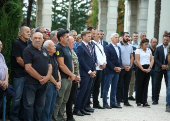 Zadar odao počast braniteljima: Položeni vijenci povodom Dana pobjede