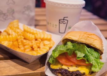 Zašto Shake Shack, Sweetgreen i Cava bljeskaju svjetla upozorenja za američku ekonomiju