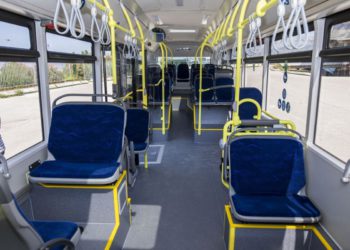 Zastoj na Pazdigradu: Prometov autobus zapeo na kružnom toku
