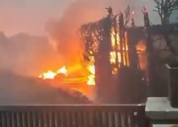 Zastrašujući trenutak Madrid kuće prijeti bijesnom požarom | Vijesti