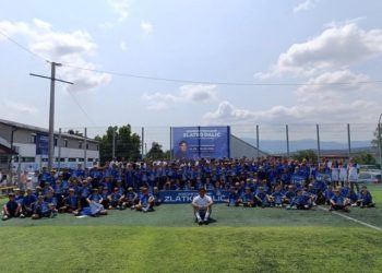 Zlatko Dalić se u Livnu slikao s hrvatskim pjevačem, fotografija oduševila brojne