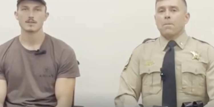 Zvijezda country glazbe Spencer Hatcher mama ubodena na smrt u invaziji na kuću