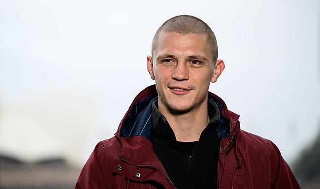 Zvjezdana bokser Nikita Tszyu otkriva zabrinjavajući razlog zbog kojeg je napustio svoj stari život kao radnika s bijelim ovratnicima