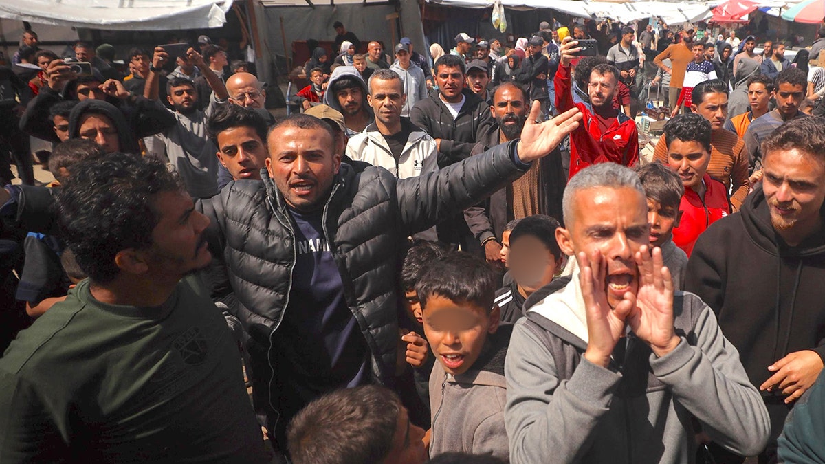 Palestinci pokazuju u Gazi