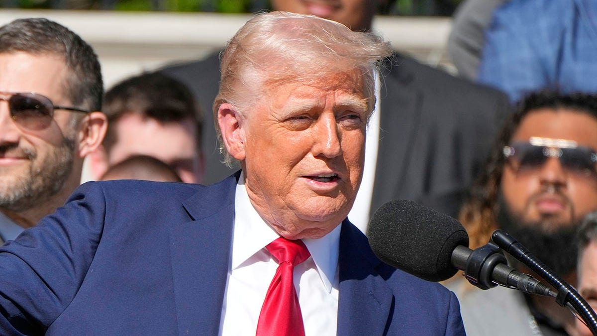 Donald Trump s orlovima