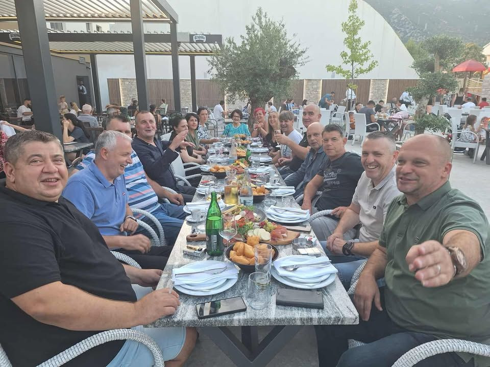 Nakon 35 godina ponovno se sastali prijatelji iz Škole