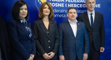 Potpisivanje ugovora cesta Hutovo Ravno i SUM