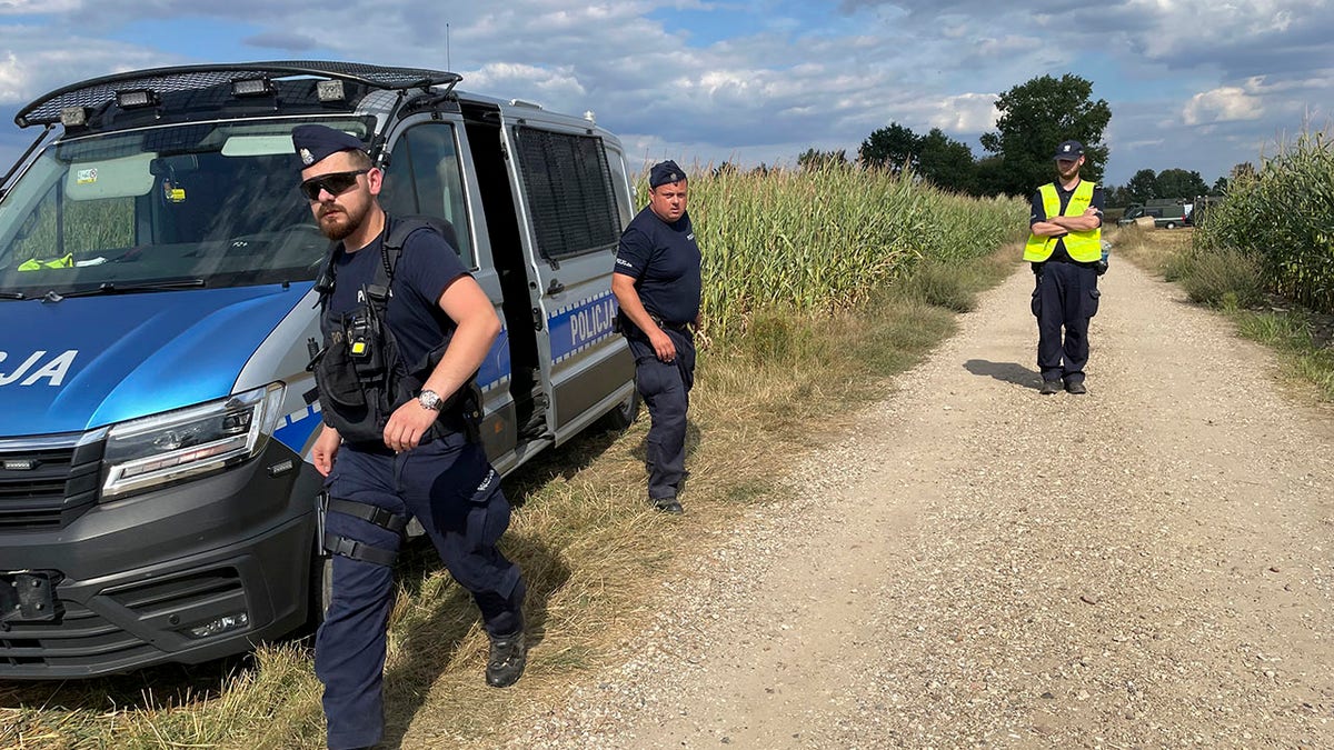 Poljske vlasti na mjestu događaja gdje se ruski dron srušio.
