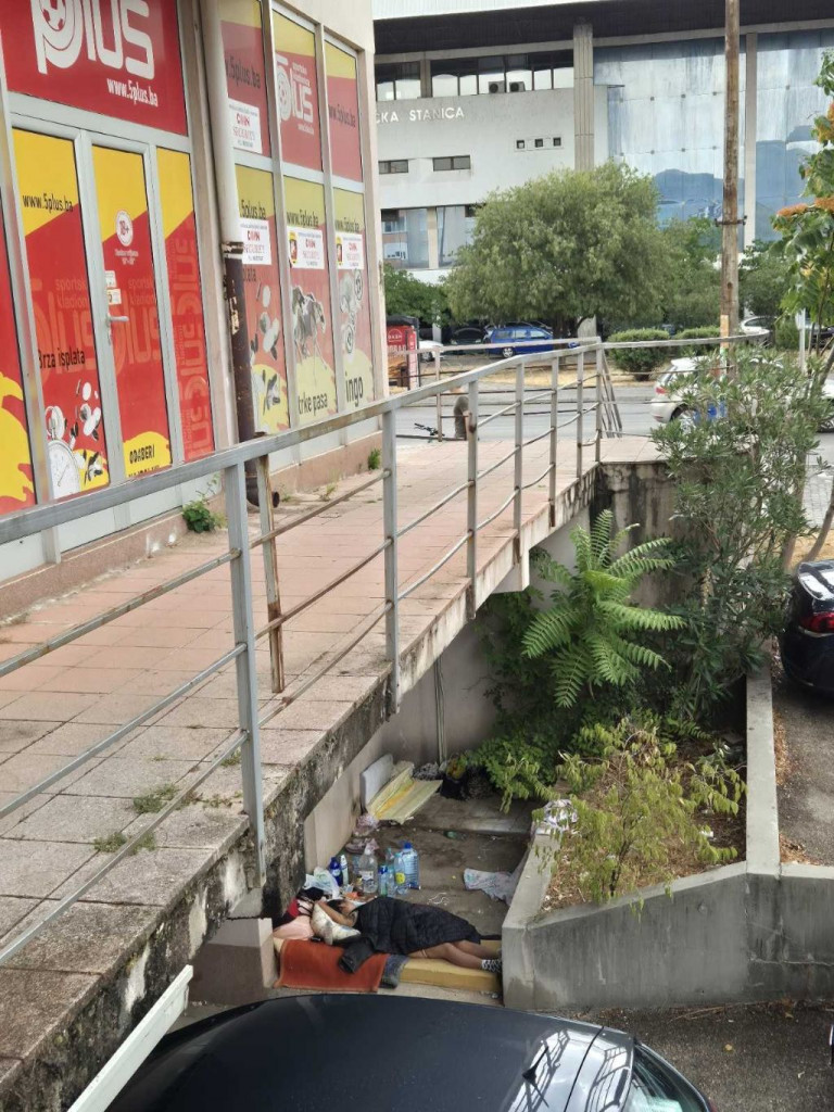 Stanari oko Željezničkog kolodvora