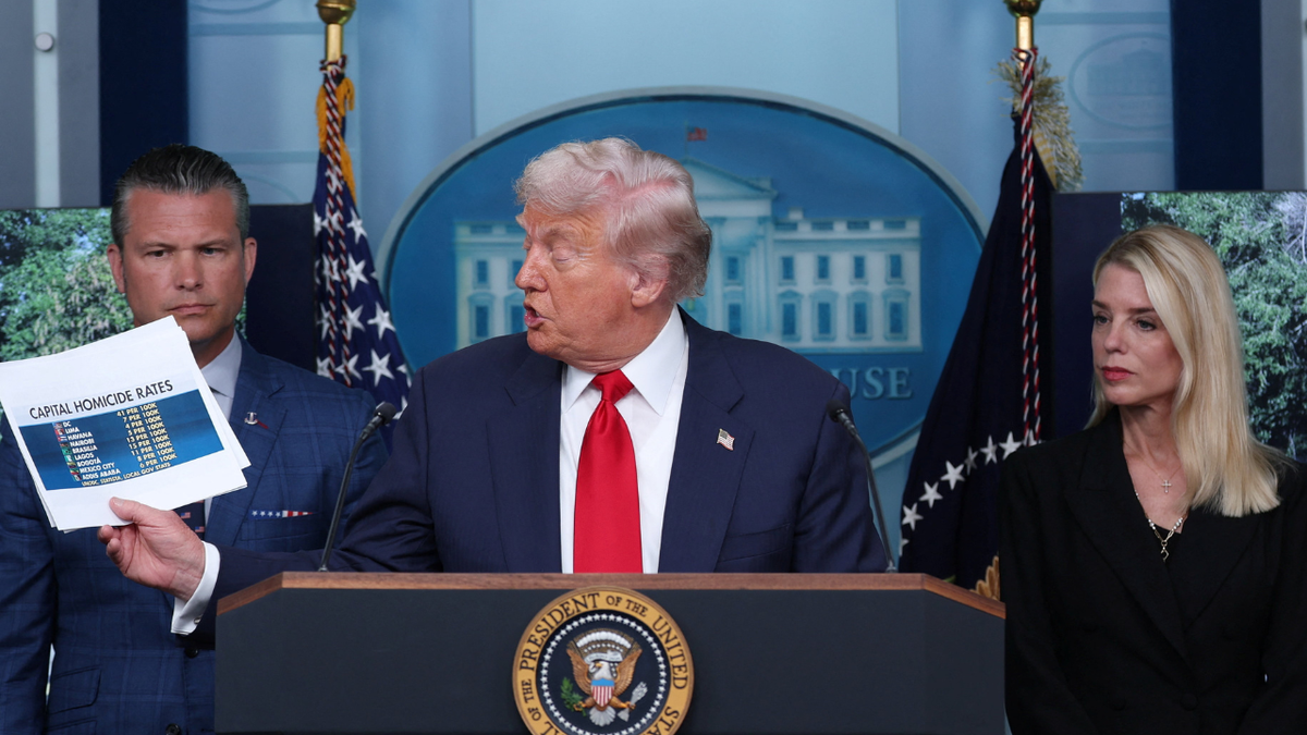 Trumpova konferencija za novinare