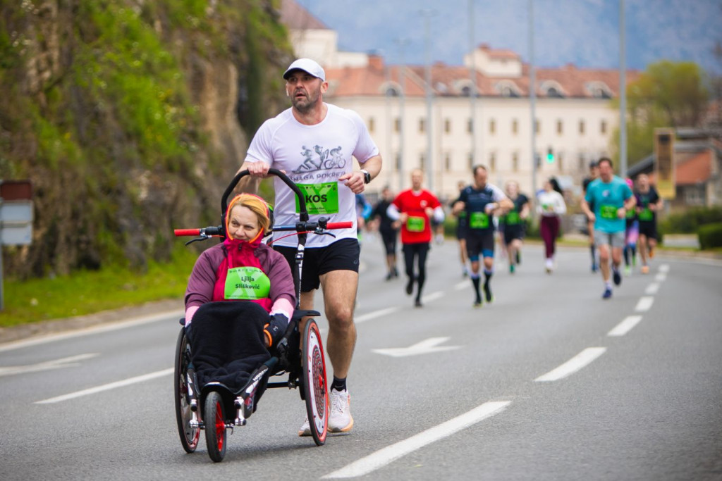 Udruga KINEZIS donirala 24.625 KM Udruzi Marko Ravlić