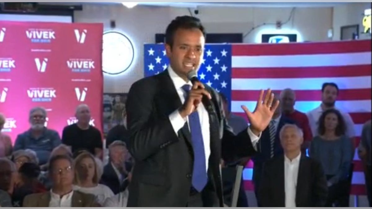 Vivek Ramaswamy u gradskoj vijećnici u Cincinnatiju