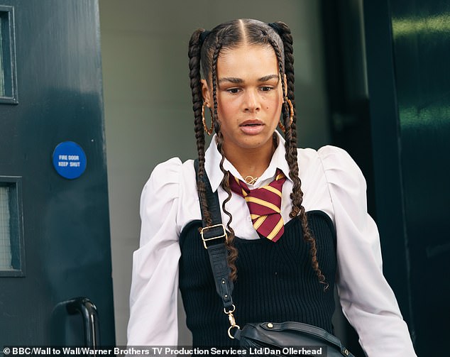 Tillie je glumila Stacey Neville na hit BBC drami Waterloo Road (na slici), ali ona je napustila seriju početkom ove godine