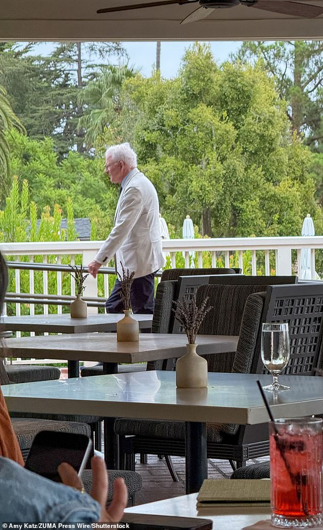 Swanky El Encanto Hotel-koji je u vlasništvu suosnivača Tinder-a Justin Mateen-počinje 1.000 dolara po noći i rasprodat je za vikend