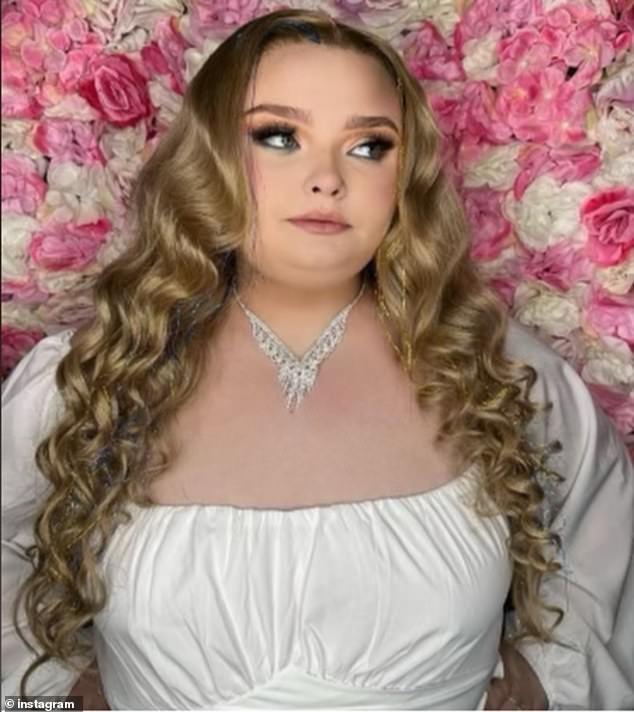 Dramatizirani životni dokumentarni film koji prikazuje život Honey Boo Booa nedavno je premijerno prikazan na mreži 17. svibnja - i prikupio mješovite recenzije