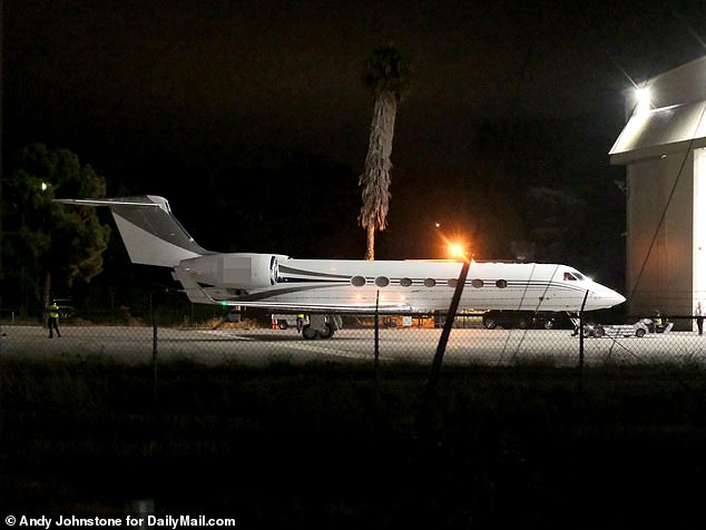 Njezin je mlaz bio spreman i čekajući da se Swift krene na put natrag u Missouri