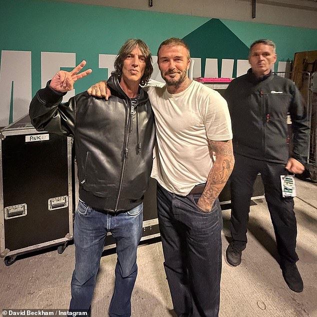 David je također upoznao frontmen Vervea Richarda Ashcrofta na izložbi