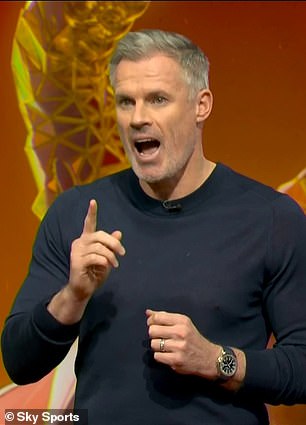 Govoreći u ponedjeljak navečer nogomet, Carragher je rekao da bi Amorim trebao napustiti klub