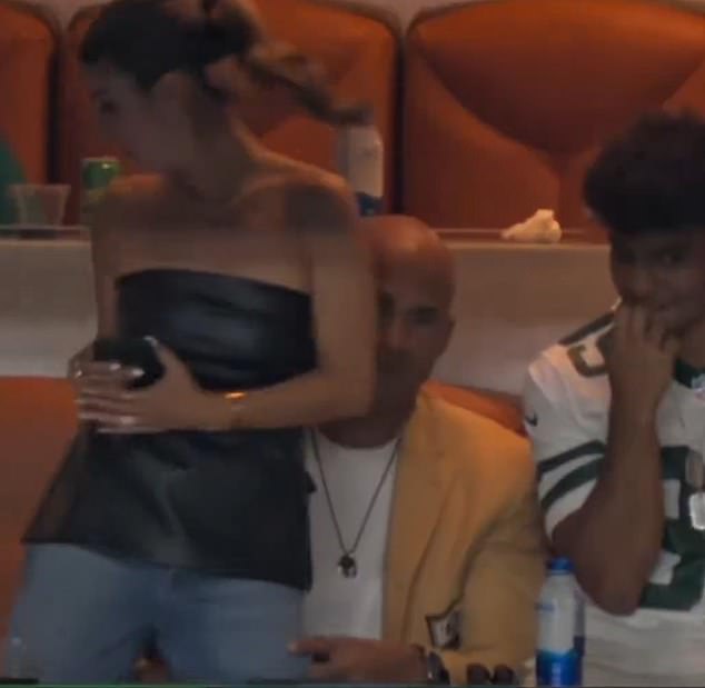 Kamere presječene na NFL Great in Suite za Miami Dolphins vs New York Jets NFL Game