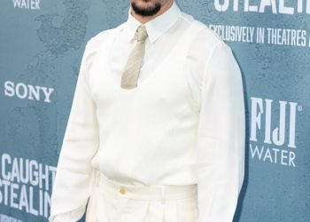 Bad Bunny Stokes Maga Fury s prkosnom porukom nakon što je izabran za 2026 Show Super Bowl poluvremena