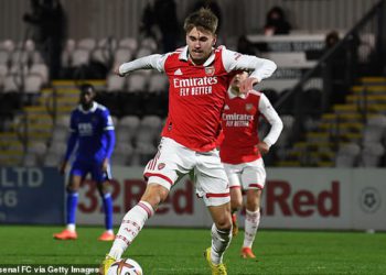 Billy Vigar mrtvi u dobi od 21 godine: Bivša zvijezda Akademije Arsenal prolazi nakon što je tijekom utakmice pretrpjela “značajnu ozljedu mozga”