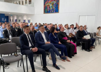 Biskup Palić se susreo s policajcima iz Hercegovine