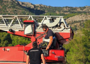 Brač “gorio” od zajedništva: Vallum Fest okupio vatrogasce iz cijele Hrvatske